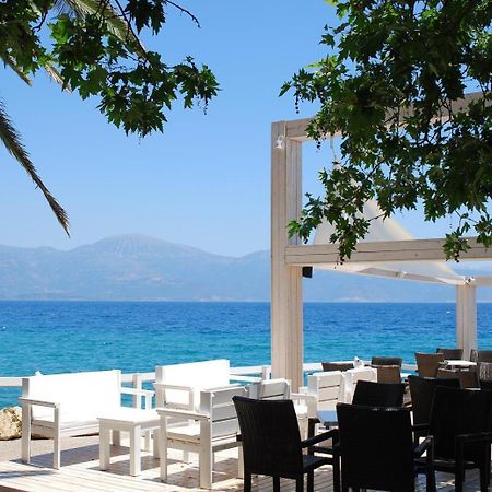 Hotel Kanelli Beach เซเลียนิติกา ภายนอก รูปภาพ